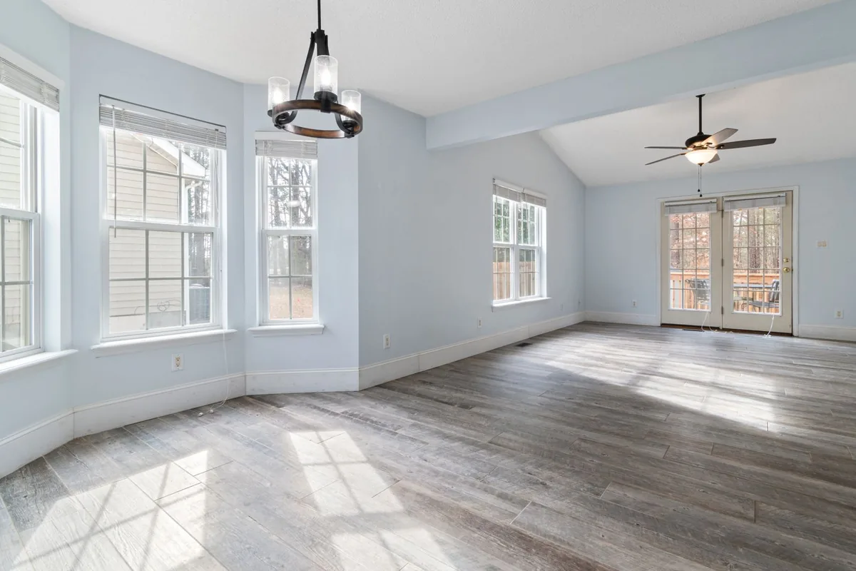 Clean, safe room after biohazard cleanup in Smithtown, NY